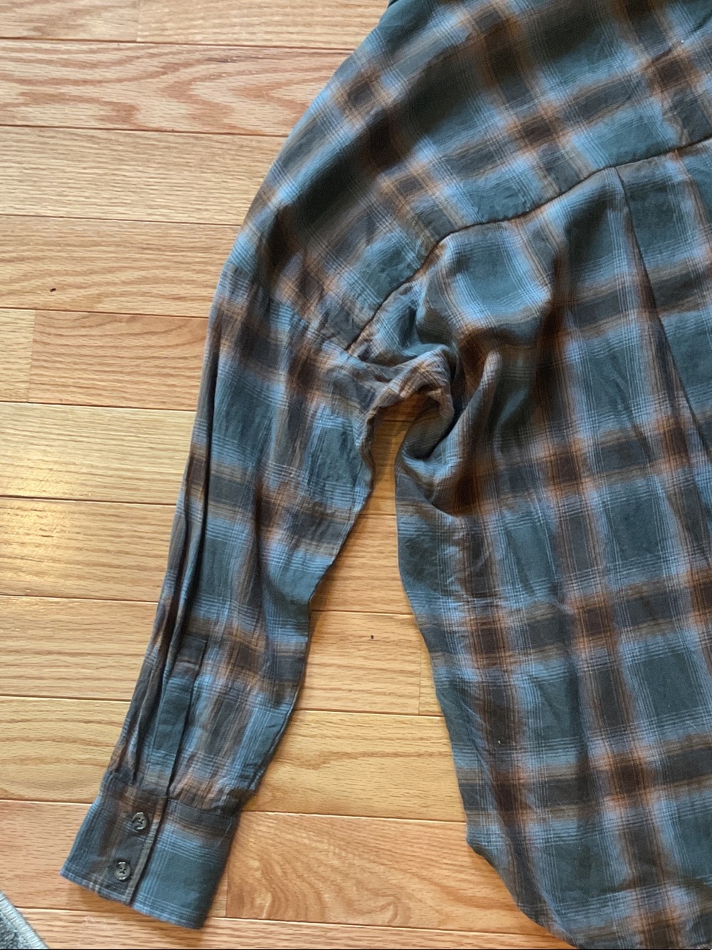 Anthropologie Paper Label Plaid Button-Up Shirt Teal Brown NWOT medium hi Lo - Picture 11 of 14